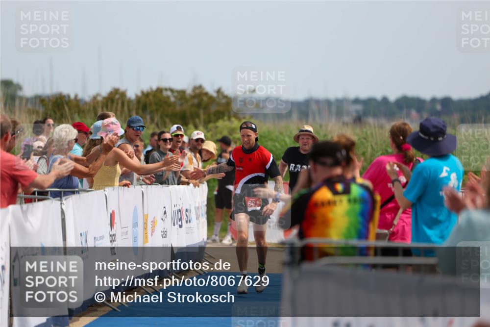 22.06.2025 - Viking Triathlon Michael Strokosch http://msf.ph/oto/8067629 22.06.2025 14:09:42 Ziel 641 meine-sportfotos.de