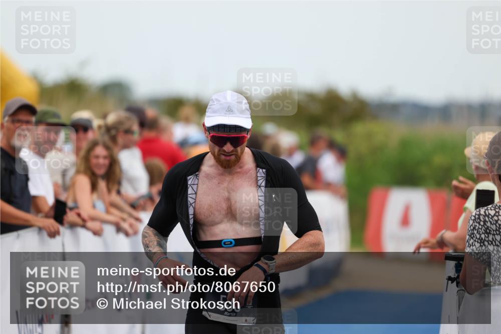 22.06.2025 - Viking Triathlon Michael Strokosch http://msf.ph/oto/8067650 22.06.2025 15:03:22 Ziel 19, 38, 536 meine-sportfotos.de