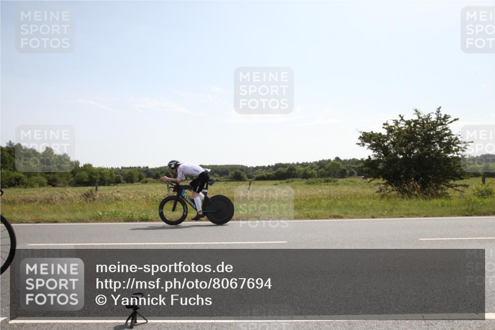 22.06.2025 - Viking Triathlon Yannick Fuchs http://msf.ph/oto/8067694 22.06.2025 11:22:09 Radfahren 1, 101, 187, 323, 455 meine-sportfotos.de
