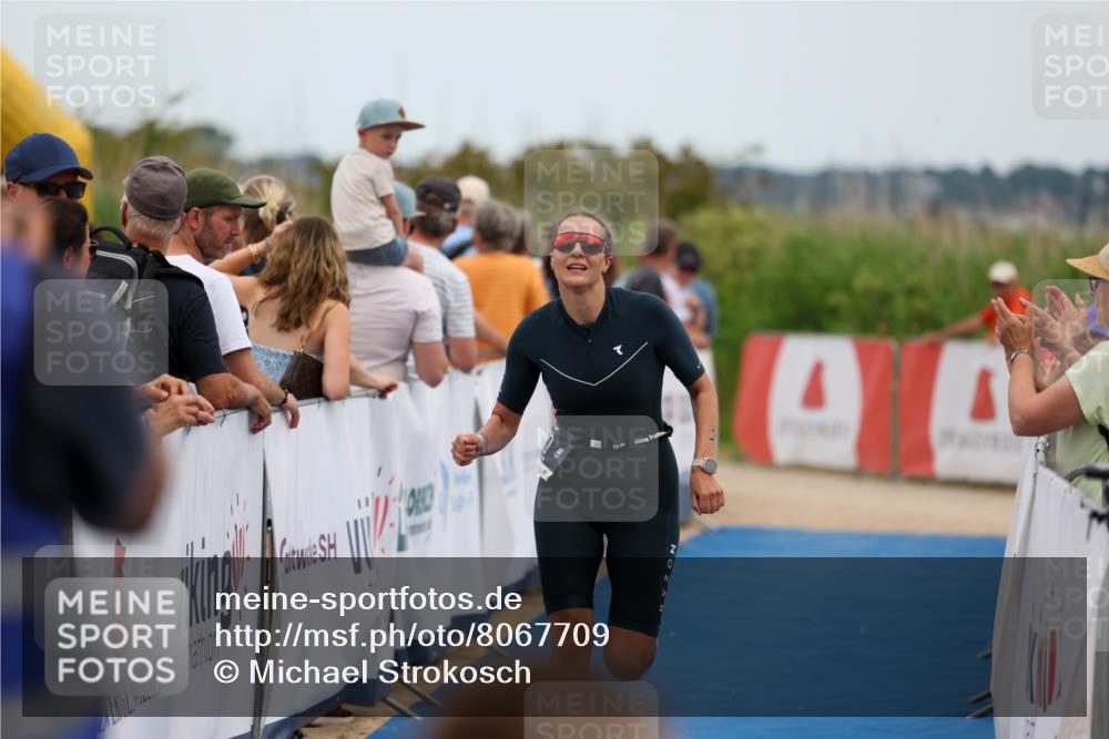 22.06.2025 - Viking Triathlon Michael Strokosch http://msf.ph/oto/8067709 22.06.2025 15:04:02 Ziel 20 meine-sportfotos.de
