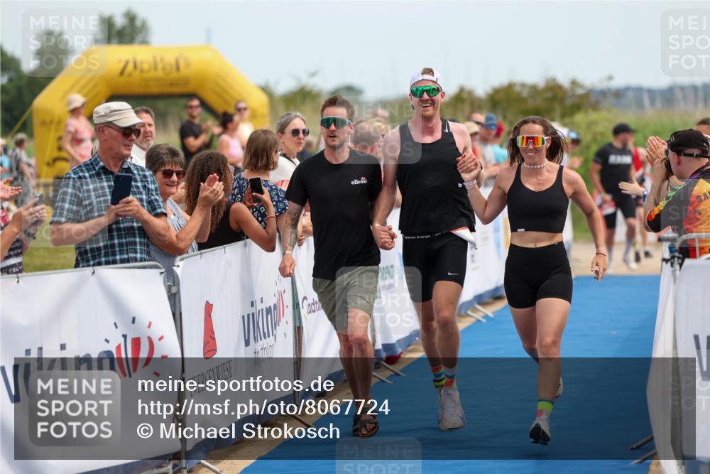 22.06.2025 - Viking Triathlon Michael Strokosch http://msf.ph/oto/8067724 22.06.2025 14:13:23 Ziel 661 meine-sportfotos.de