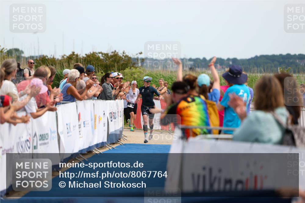 22.06.2025 - Viking Triathlon Michael Strokosch http://msf.ph/oto/8067764 22.06.2025 14:13:41 Ziel 15, 642 meine-sportfotos.de
