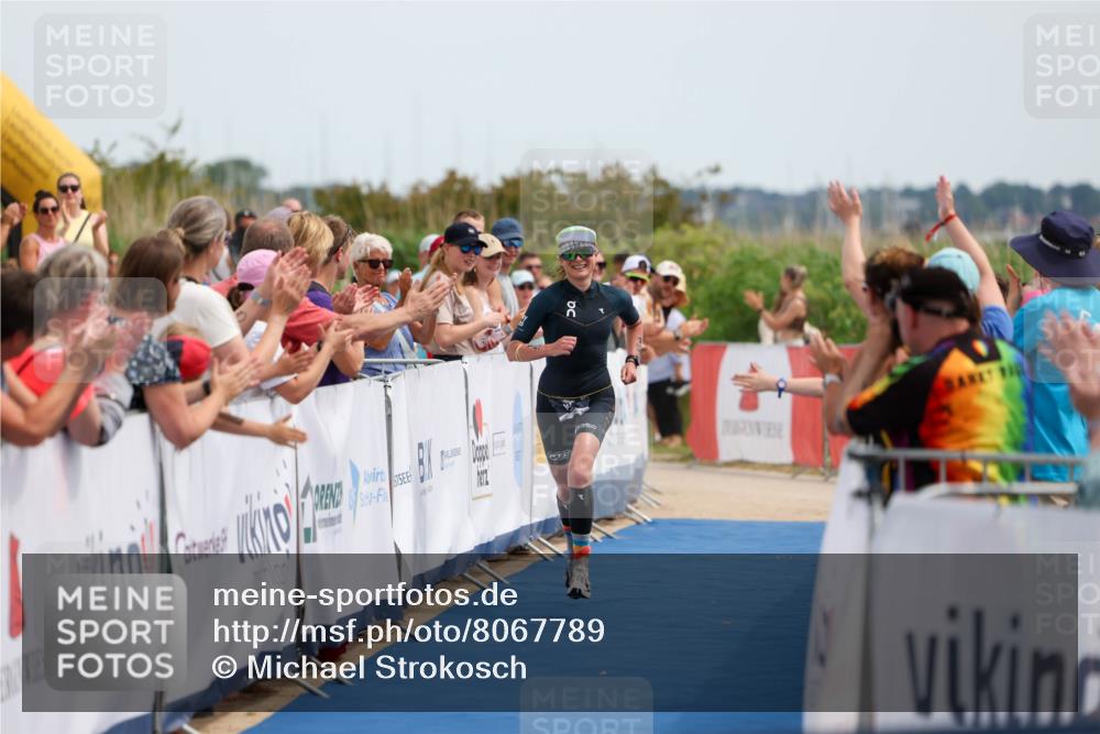 22.06.2025 - Viking Triathlon Michael Strokosch http://msf.ph/oto/8067789 22.06.2025 14:13:43 Ziel 15 meine-sportfotos.de