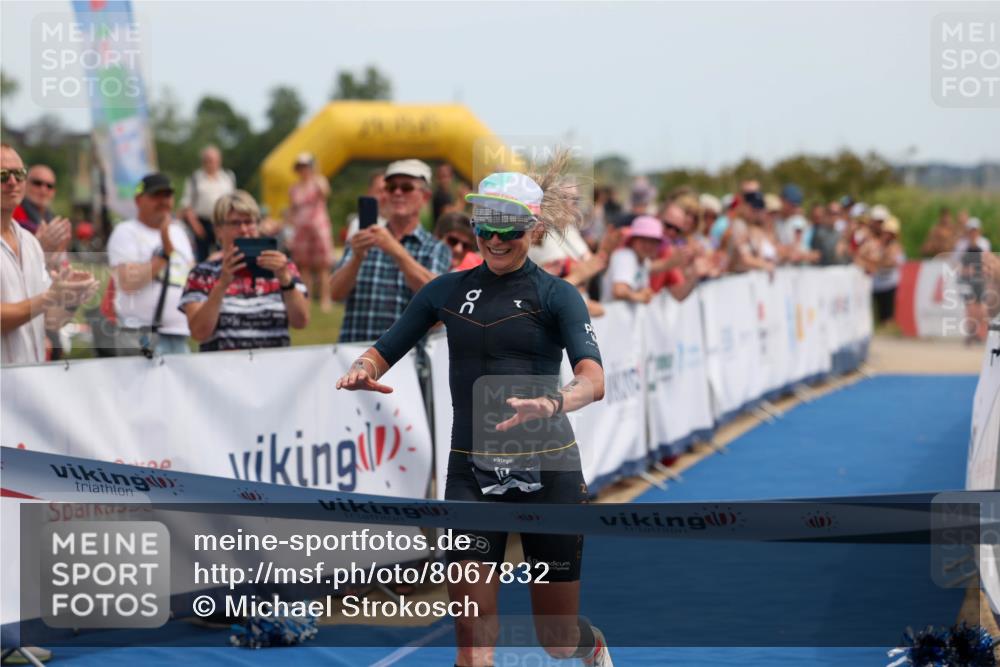 22.06.2025 - Viking Triathlon Michael Strokosch http://msf.ph/oto/8067832 22.06.2025 14:13:46 Ziel 15 meine-sportfotos.de