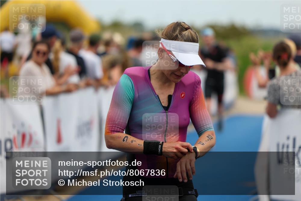22.06.2025 - Viking Triathlon Michael Strokosch http://msf.ph/oto/8067836 22.06.2025 15:04:52 Ziel 187, 215 meine-sportfotos.de