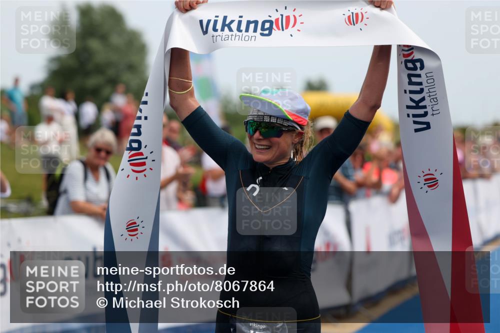 22.06.2025 - Viking Triathlon Michael Strokosch http://msf.ph/oto/8067864 22.06.2025 14:13:48 Ziel 15 meine-sportfotos.de