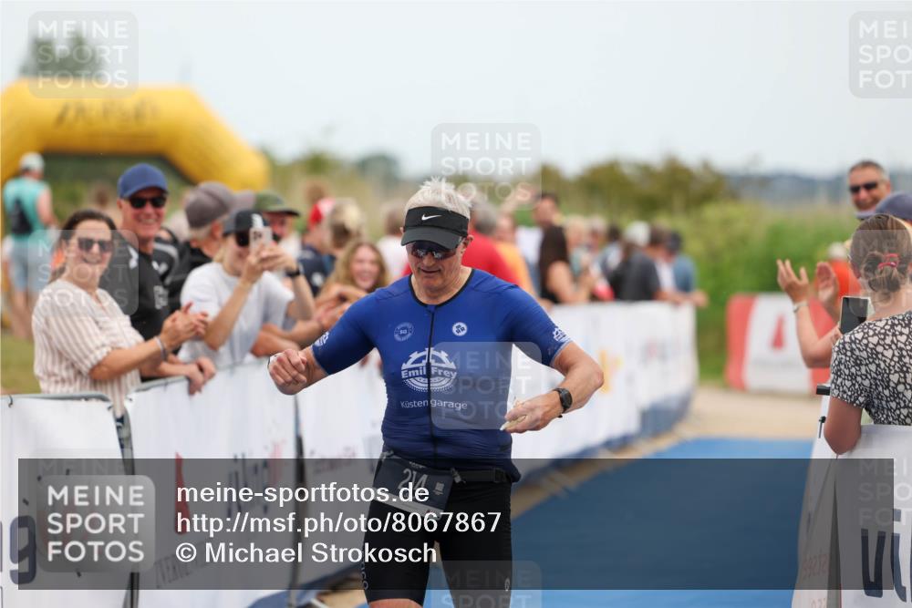 22.06.2025 - Viking Triathlon Michael Strokosch http://msf.ph/oto/8067867 22.06.2025 15:05:15 Ziel 214 meine-sportfotos.de