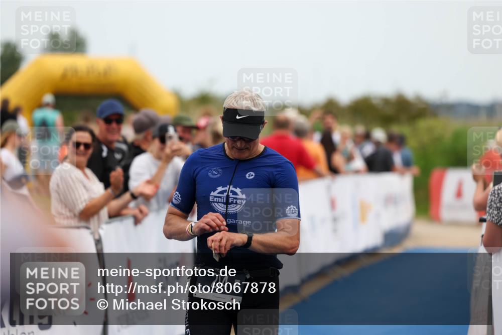 22.06.2025 - Viking Triathlon Michael Strokosch http://msf.ph/oto/8067878 22.06.2025 15:05:15 Ziel 214 meine-sportfotos.de