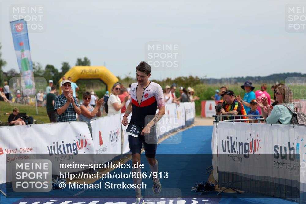 22.06.2025 - Viking Triathlon Michael Strokosch http://msf.ph/oto/8067913 22.06.2025 14:16:48 Ziel 178 meine-sportfotos.de