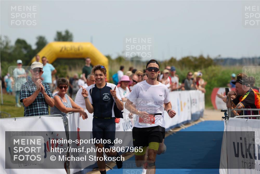 22.06.2025 - Viking Triathlon Michael Strokosch http://msf.ph/oto/8067965 22.06.2025 14:17:00 Ziel 651 meine-sportfotos.de