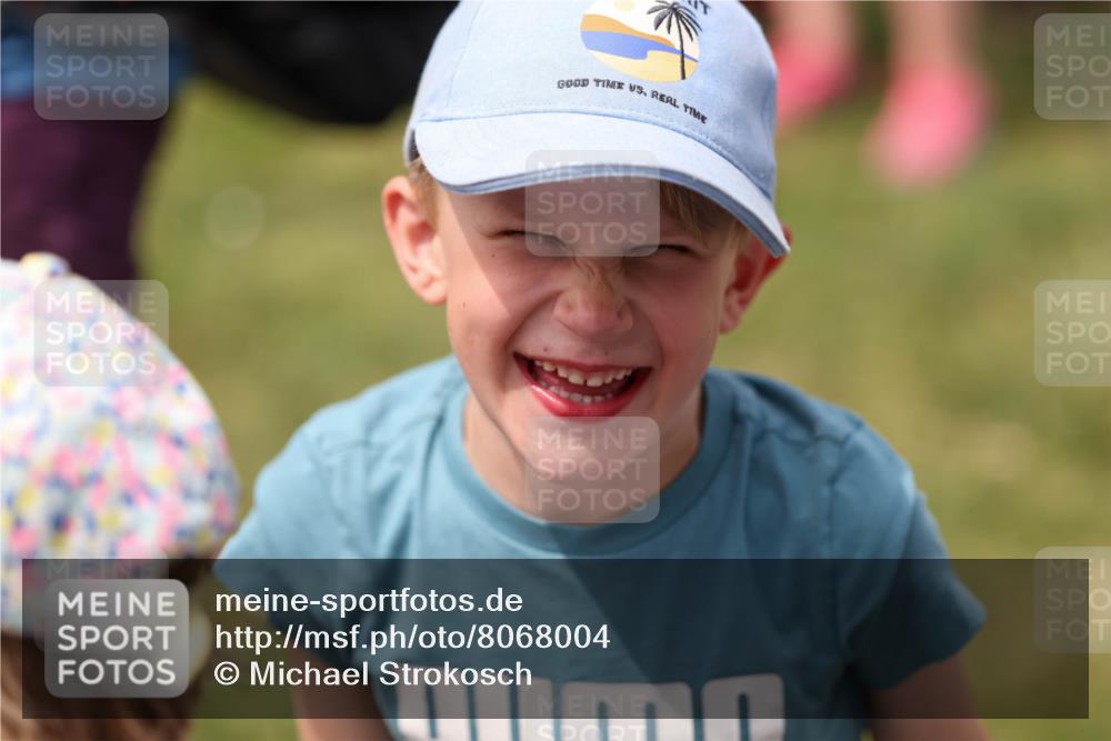 22.06.2025 - Viking Triathlon Michael Strokosch http://msf.ph/oto/8068004 22.06.2025 14:17:39 Ziel  meine-sportfotos.de
