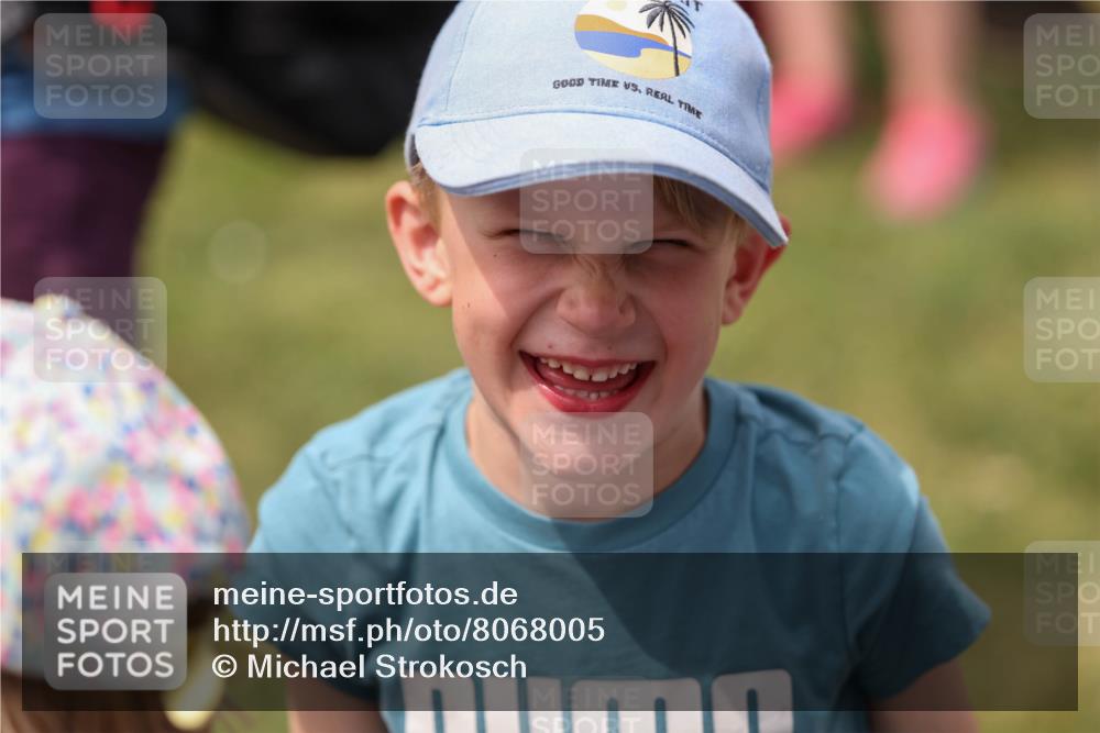 22.06.2025 - Viking Triathlon Michael Strokosch http://msf.ph/oto/8068005 22.06.2025 14:17:39 Ziel  meine-sportfotos.de