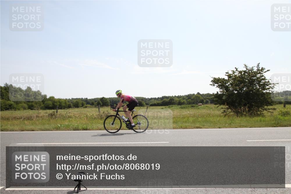 22.06.2025 - Viking Triathlon Yannick Fuchs http://msf.ph/oto/8068019 22.06.2025 11:24:08 Radfahren 436, 474 meine-sportfotos.de