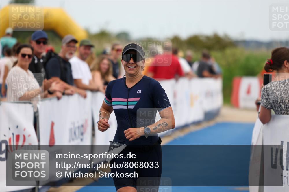 22.06.2025 - Viking Triathlon Michael Strokosch http://msf.ph/oto/8068033 22.06.2025 15:06:02 Ziel 301 meine-sportfotos.de
