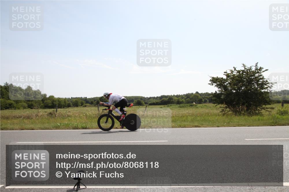 22.06.2025 - Viking Triathlon Yannick Fuchs http://msf.ph/oto/8068118 22.06.2025 11:24:36 Radfahren 10, 122, 178, 247, 526, 544, 617, 620 meine-sportfotos.de