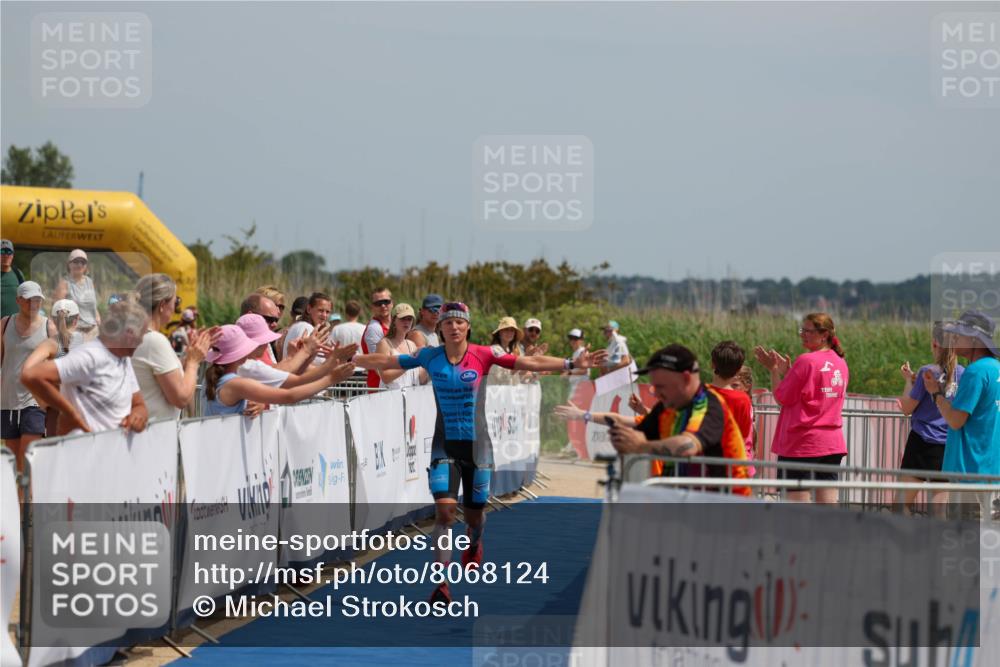 22.06.2025 - Viking Triathlon Michael Strokosch http://msf.ph/oto/8068124 22.06.2025 14:20:33 Ziel 9 meine-sportfotos.de