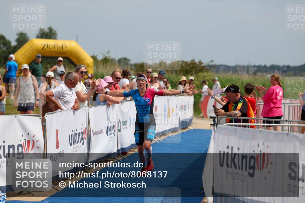 22.06.2025 - Viking Triathlon Michael Strokosch http://msf.ph/oto/8068137 22.06.2025 14:20:34 Ziel 9 meine-sportfotos.de