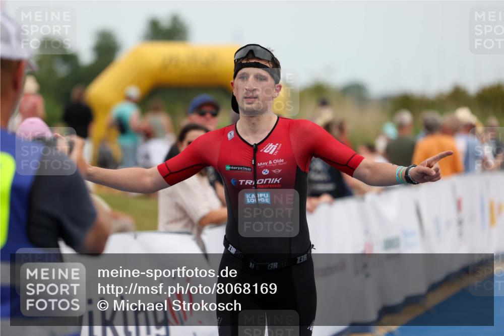 22.06.2025 - Viking Triathlon Michael Strokosch http://msf.ph/oto/8068169 22.06.2025 15:07:01 Ziel 429 meine-sportfotos.de