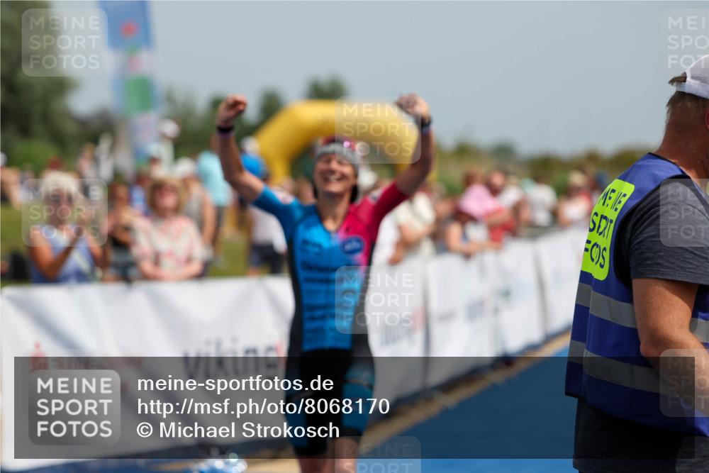 22.06.2025 - Viking Triathlon Michael Strokosch http://msf.ph/oto/8068170 22.06.2025 14:20:36 Ziel 9 meine-sportfotos.de