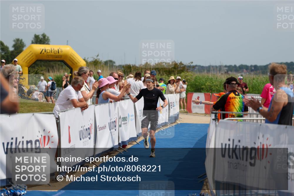 22.06.2025 - Viking Triathlon Michael Strokosch http://msf.ph/oto/8068221 22.06.2025 14:21:28 Ziel 10 meine-sportfotos.de