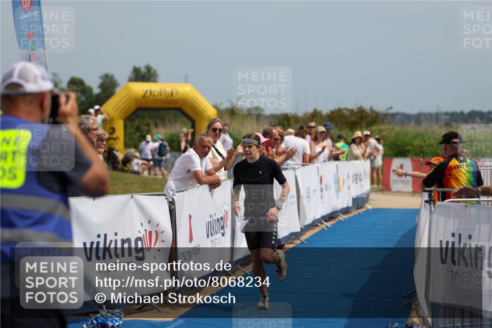22.06.2025 - Viking Triathlon Michael Strokosch http://msf.ph/oto/8068234 22.06.2025 14:21:29 Ziel 10 meine-sportfotos.de