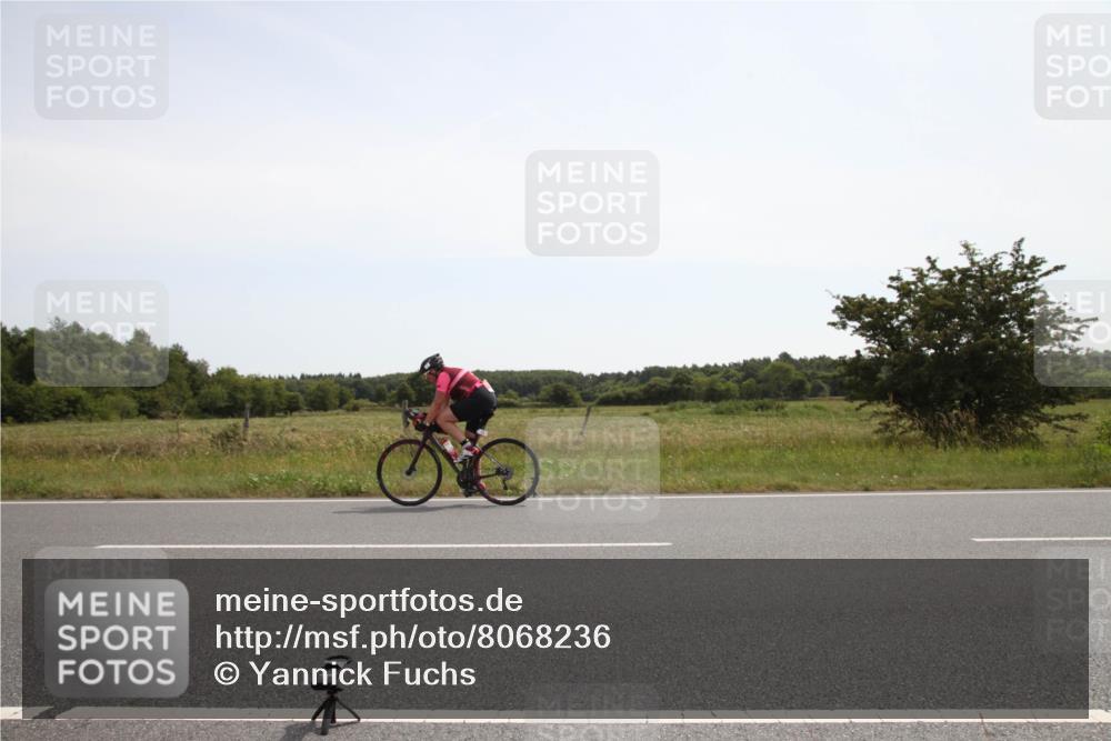 22.06.2025 - Viking Triathlon Yannick Fuchs http://msf.ph/oto/8068236 22.06.2025 12:01:32 Radfahren 133, 213, 249, 615 meine-sportfotos.de