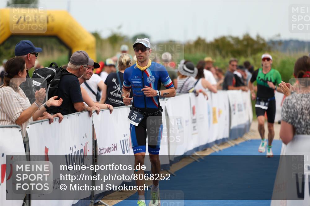 22.06.2025 - Viking Triathlon Michael Strokosch http://msf.ph/oto/8068252 22.06.2025 15:07:34 Ziel 28, 113 meine-sportfotos.de