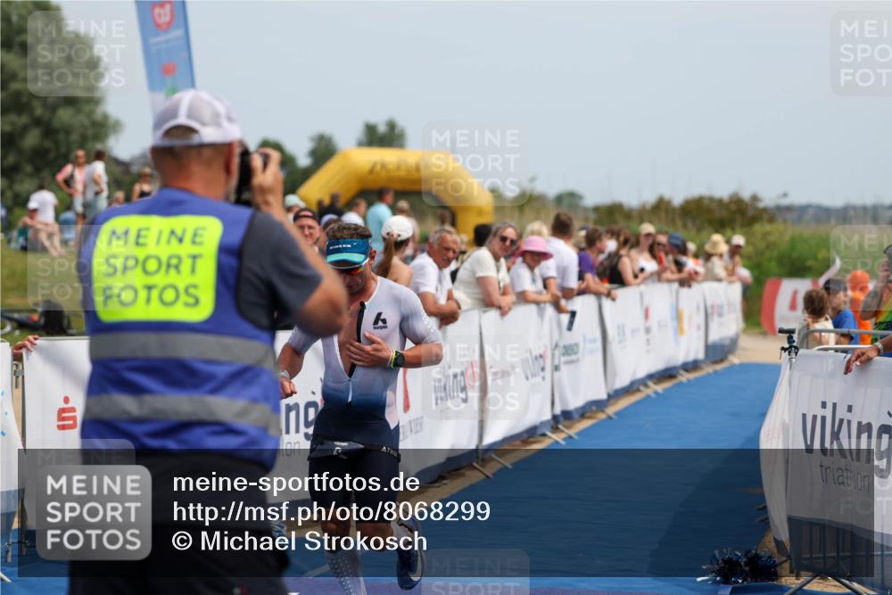 22.06.2025 - Viking Triathlon Michael Strokosch http://msf.ph/oto/8068299 22.06.2025 14:23:32 Ziel 6 meine-sportfotos.de