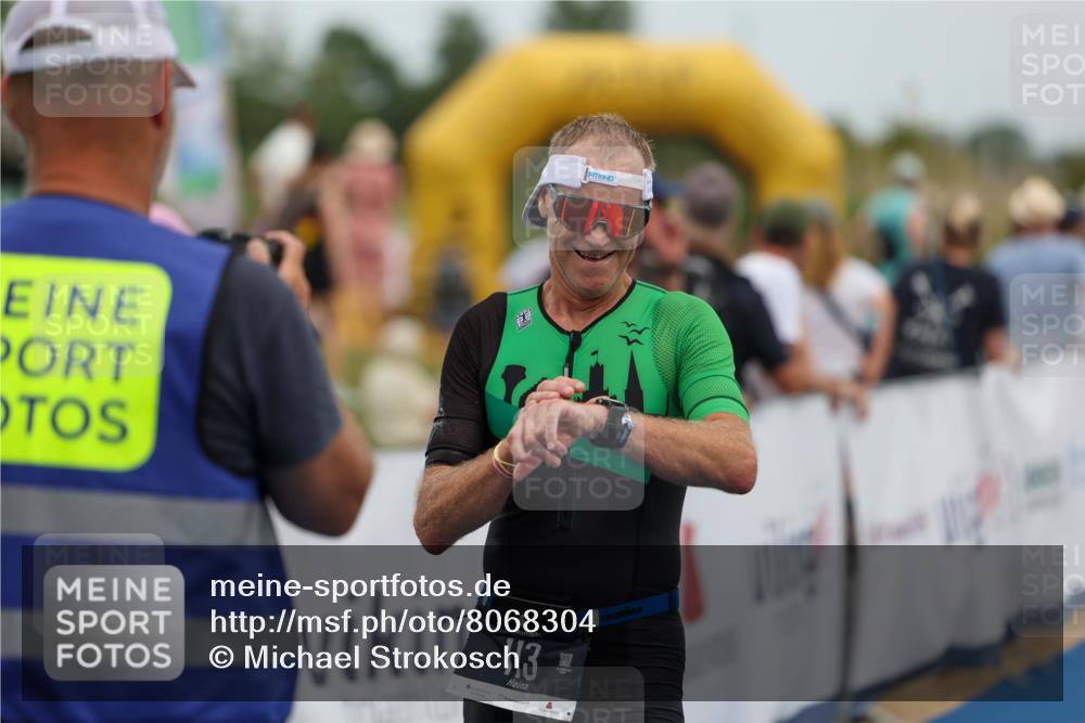 22.06.2025 - Viking Triathlon Michael Strokosch http://msf.ph/oto/8068304 22.06.2025 15:07:40 Ziel 28, 113 meine-sportfotos.de