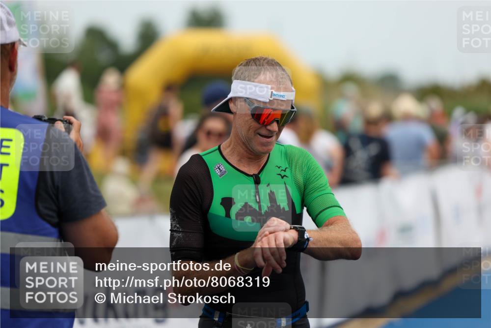 22.06.2025 - Viking Triathlon Michael Strokosch http://msf.ph/oto/8068319 22.06.2025 15:07:41 Ziel 28, 113 meine-sportfotos.de
