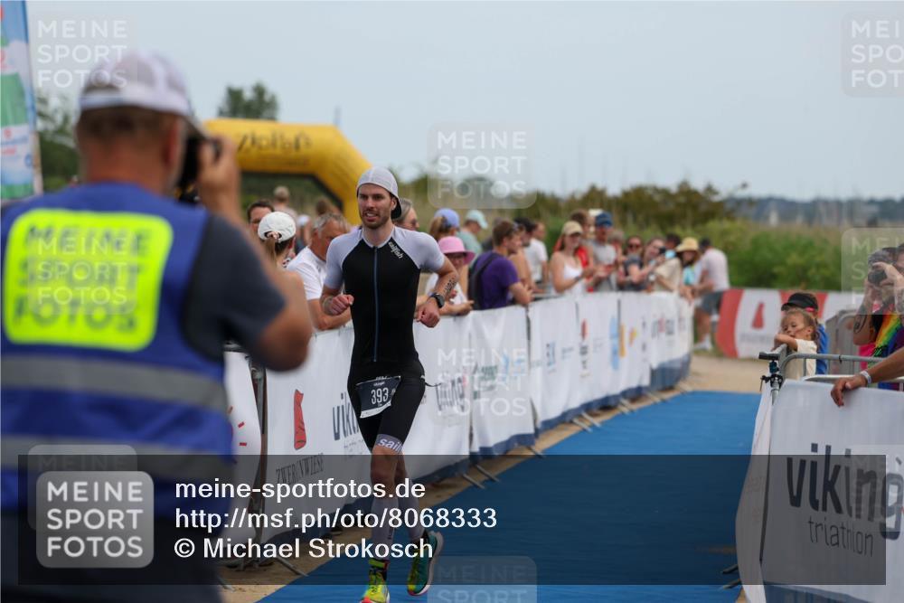 22.06.2025 - Viking Triathlon Michael Strokosch http://msf.ph/oto/8068333 22.06.2025 14:24:59 Ziel 393 meine-sportfotos.de