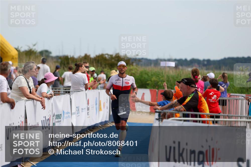 22.06.2025 - Viking Triathlon Michael Strokosch http://msf.ph/oto/8068401 22.06.2025 14:26:22 Ziel 122 meine-sportfotos.de