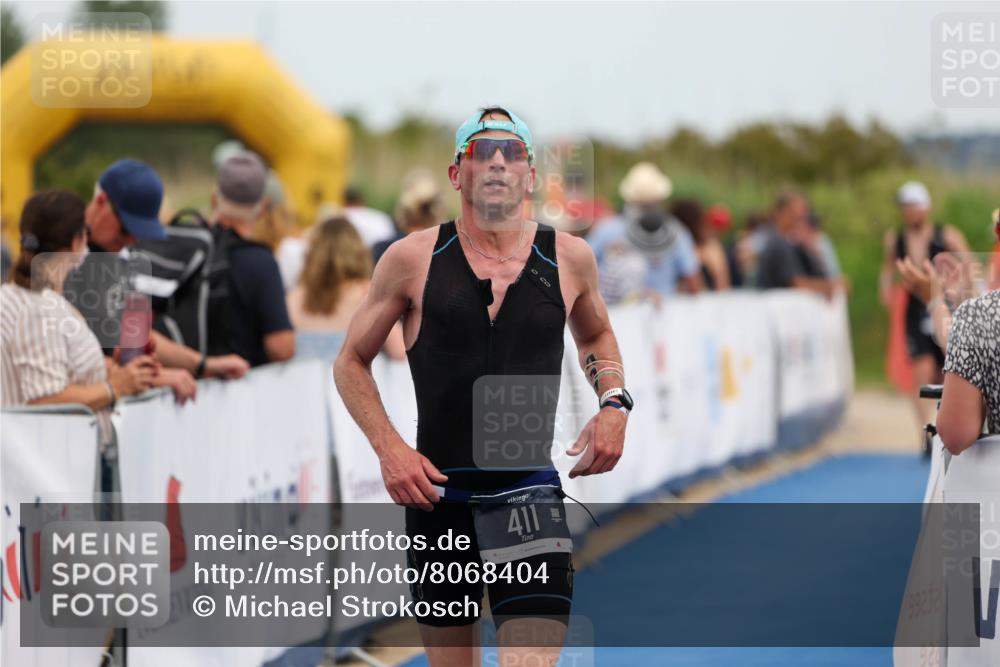 22.06.2025 - Viking Triathlon Michael Strokosch http://msf.ph/oto/8068404 22.06.2025 15:08:24 Ziel 265, 411 meine-sportfotos.de