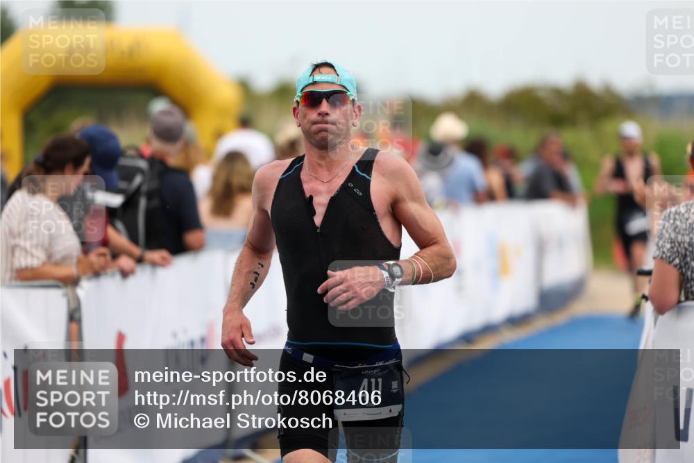 22.06.2025 - Viking Triathlon Michael Strokosch http://msf.ph/oto/8068406 22.06.2025 15:08:24 Ziel 265, 411 meine-sportfotos.de