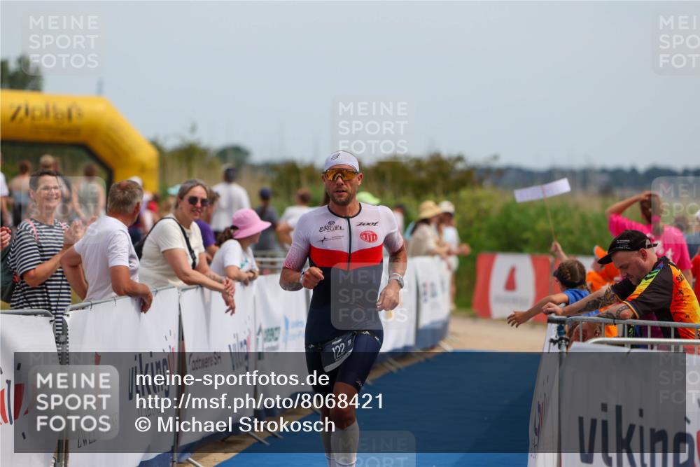 22.06.2025 - Viking Triathlon Michael Strokosch http://msf.ph/oto/8068421 22.06.2025 14:26:23 Ziel 122 meine-sportfotos.de