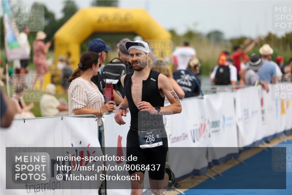 22.06.2025 - Viking Triathlon Michael Strokosch http://msf.ph/oto/8068437 22.06.2025 15:08:28 Ziel 265, 411 meine-sportfotos.de