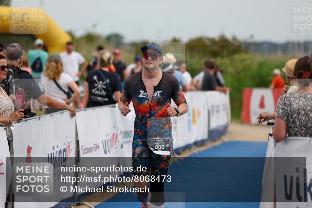 22.06.2025 - Viking Triathlon Michael Strokosch http://msf.ph/oto/8068473 22.06.2025 15:08:37 Ziel 355 meine-sportfotos.de