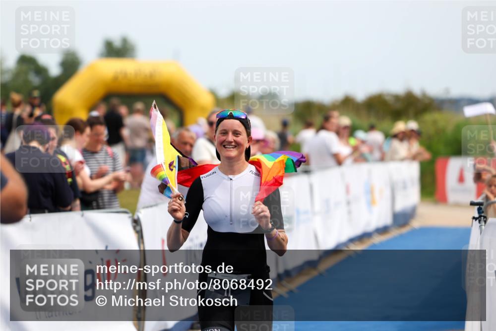 22.06.2025 - Viking Triathlon Michael Strokosch http://msf.ph/oto/8068492 22.06.2025 14:26:49 Ziel 11 meine-sportfotos.de