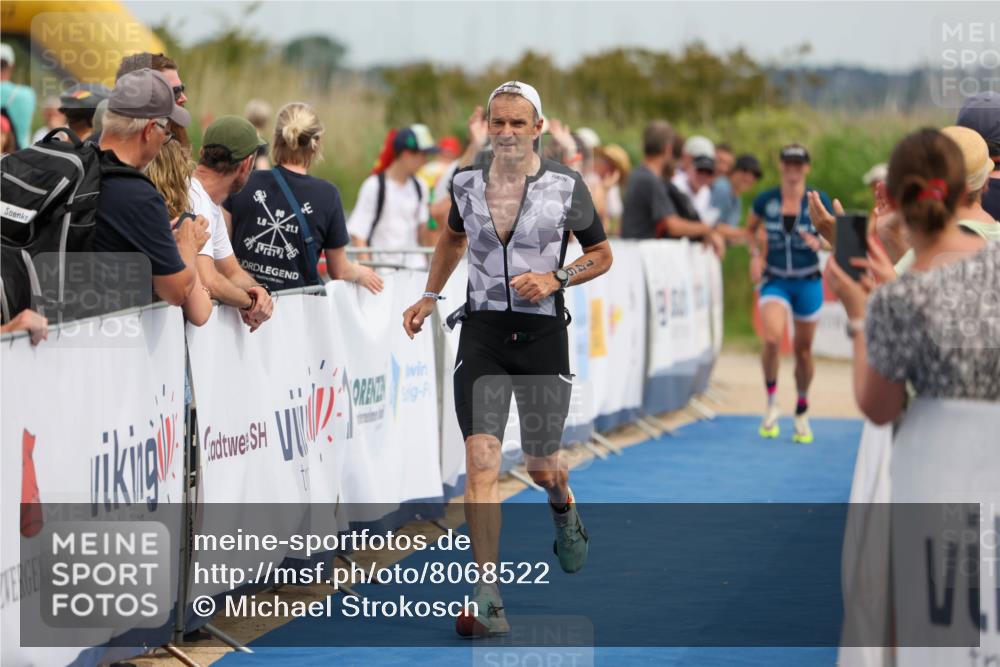 22.06.2025 - Viking Triathlon Michael Strokosch http://msf.ph/oto/8068522 22.06.2025 15:09:09 Ziel 17 meine-sportfotos.de
