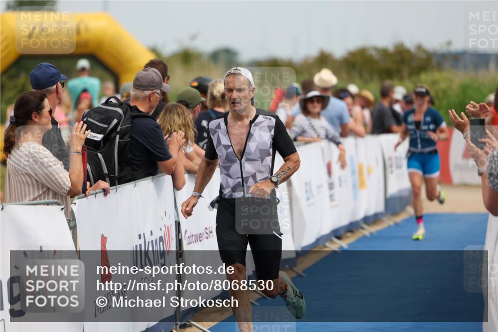 22.06.2025 - Viking Triathlon Michael Strokosch http://msf.ph/oto/8068530 22.06.2025 15:09:10 Ziel 17 meine-sportfotos.de