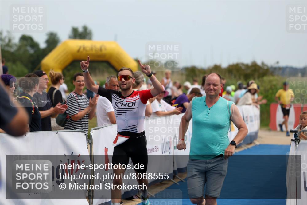 22.06.2025 - Viking Triathlon Michael Strokosch http://msf.ph/oto/8068555 22.06.2025 14:27:24 Ziel 652 meine-sportfotos.de