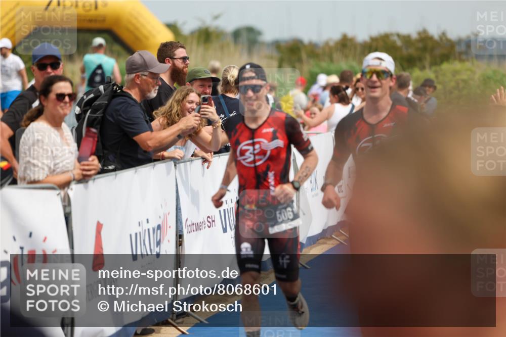 22.06.2025 - Viking Triathlon Michael Strokosch http://msf.ph/oto/8068601 22.06.2025 15:09:42 Ziel 428, 506 meine-sportfotos.de