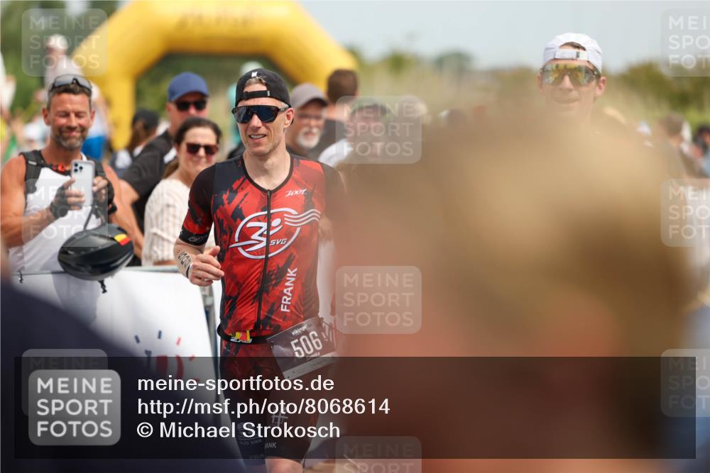 22.06.2025 - Viking Triathlon Michael Strokosch http://msf.ph/oto/8068614 22.06.2025 15:09:43 Ziel 428, 506 meine-sportfotos.de