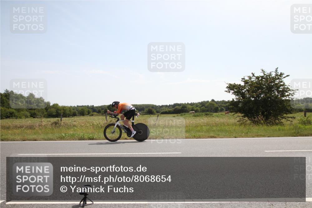 22.06.2025 - Viking Triathlon Yannick Fuchs http://msf.ph/oto/8068654 22.06.2025 11:29:01 Radfahren 33, 251, 614 meine-sportfotos.de