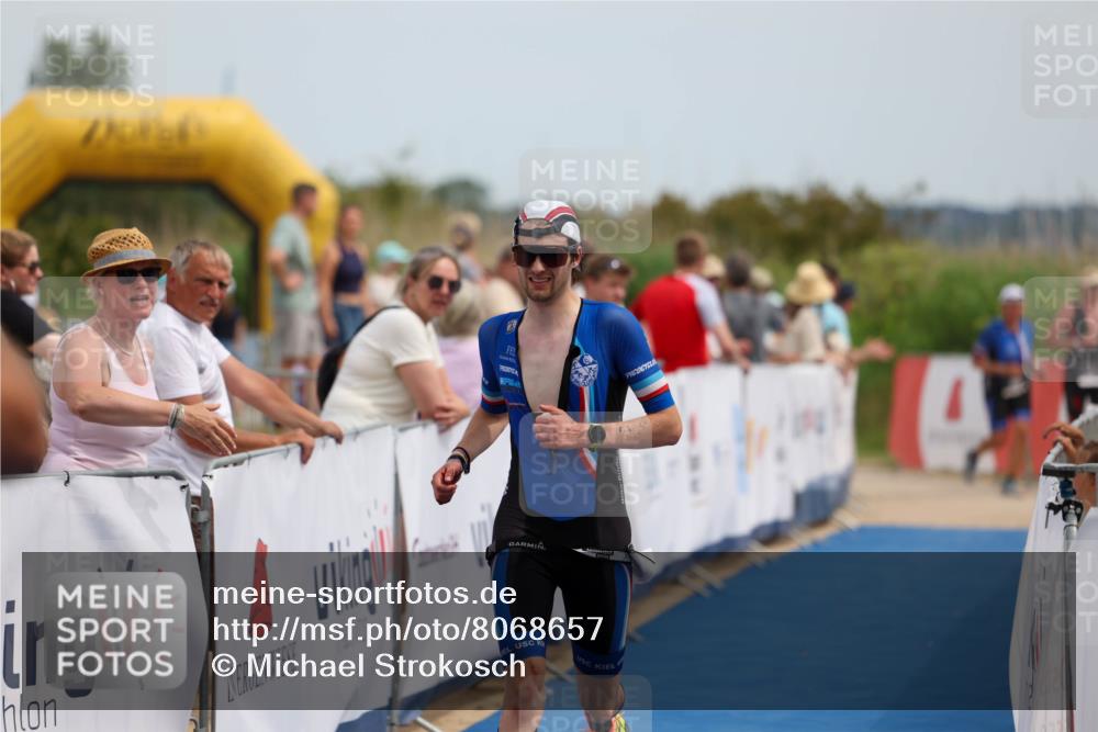 22.06.2025 - Viking Triathlon Michael Strokosch http://msf.ph/oto/8068657 22.06.2025 14:29:30 Ziel 286 meine-sportfotos.de
