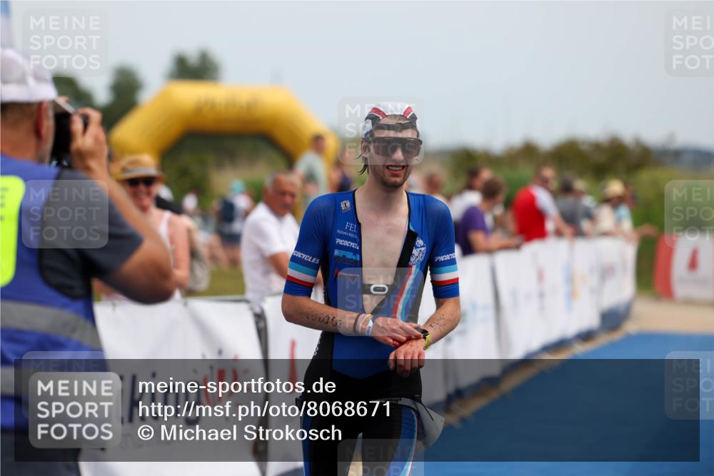 22.06.2025 - Viking Triathlon Michael Strokosch http://msf.ph/oto/8068671 22.06.2025 14:29:31 Ziel 286 meine-sportfotos.de