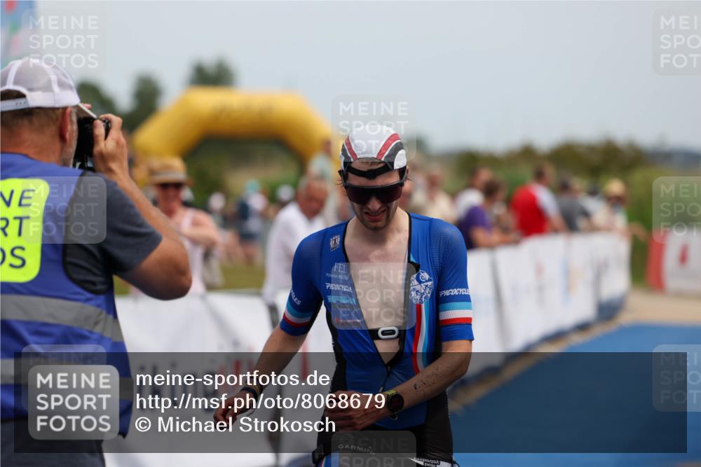 22.06.2025 - Viking Triathlon Michael Strokosch http://msf.ph/oto/8068679 22.06.2025 14:29:31 Ziel 286 meine-sportfotos.de