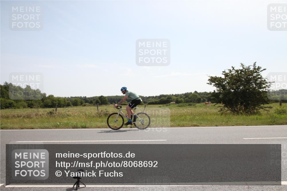 22.06.2025 - Viking Triathlon Yannick Fuchs http://msf.ph/oto/8068692 22.06.2025 11:29:29 Radfahren 78, 110, 305, 314, 411 meine-sportfotos.de