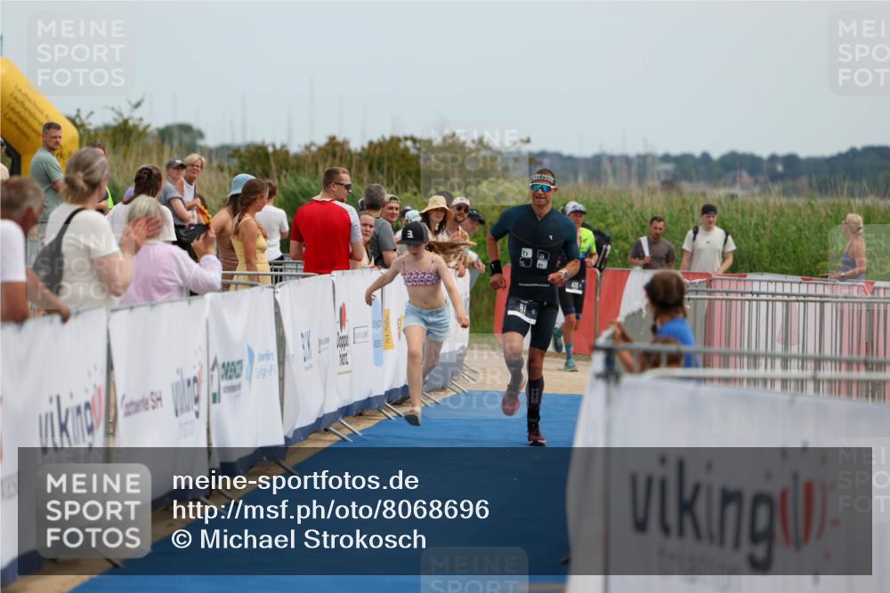 22.06.2025 - Viking Triathlon Michael Strokosch http://msf.ph/oto/8068696 22.06.2025 14:30:34 Ziel 81 meine-sportfotos.de