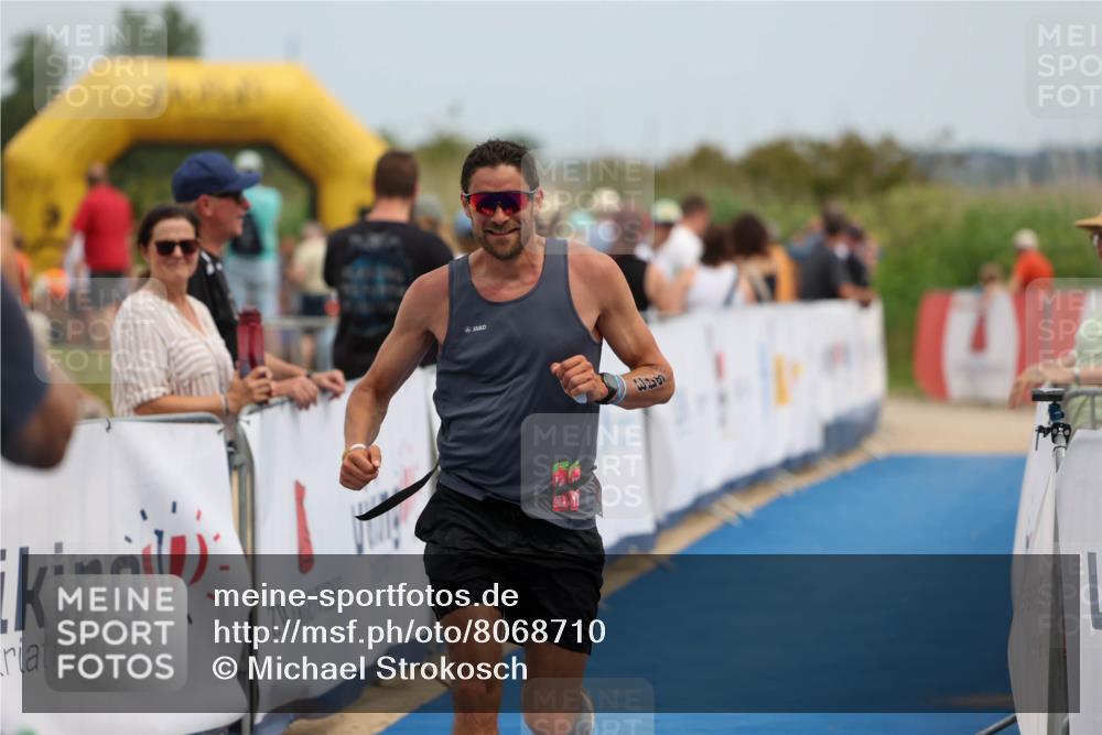 22.06.2025 - Viking Triathlon Michael Strokosch http://msf.ph/oto/8068710 22.06.2025 15:12:29 Ziel 643 meine-sportfotos.de